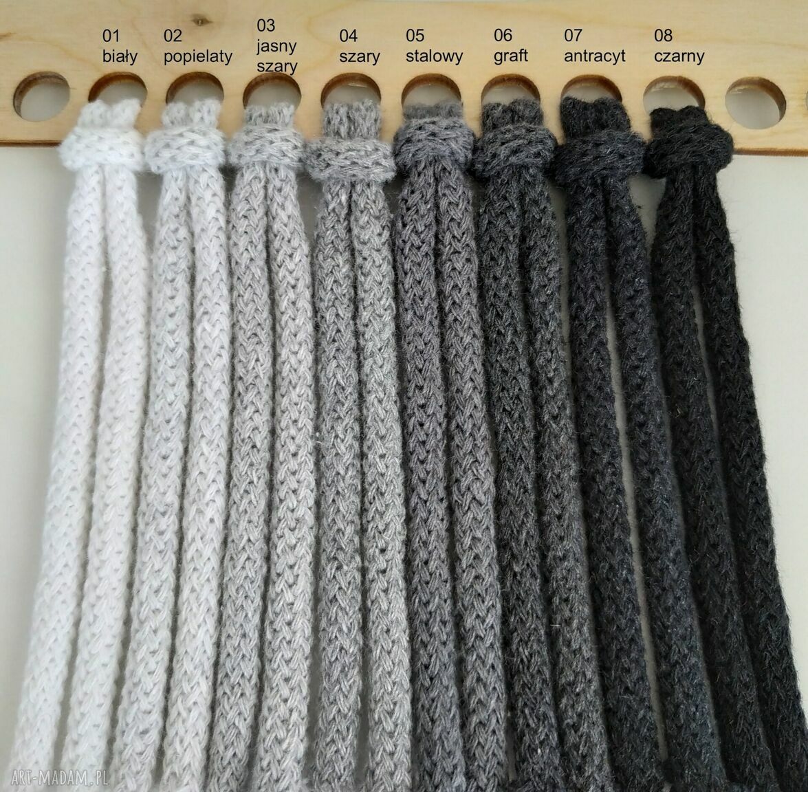 Pufa dekoracyjna 35x20 cm ze sznurka bawełnianego - szydełkowana