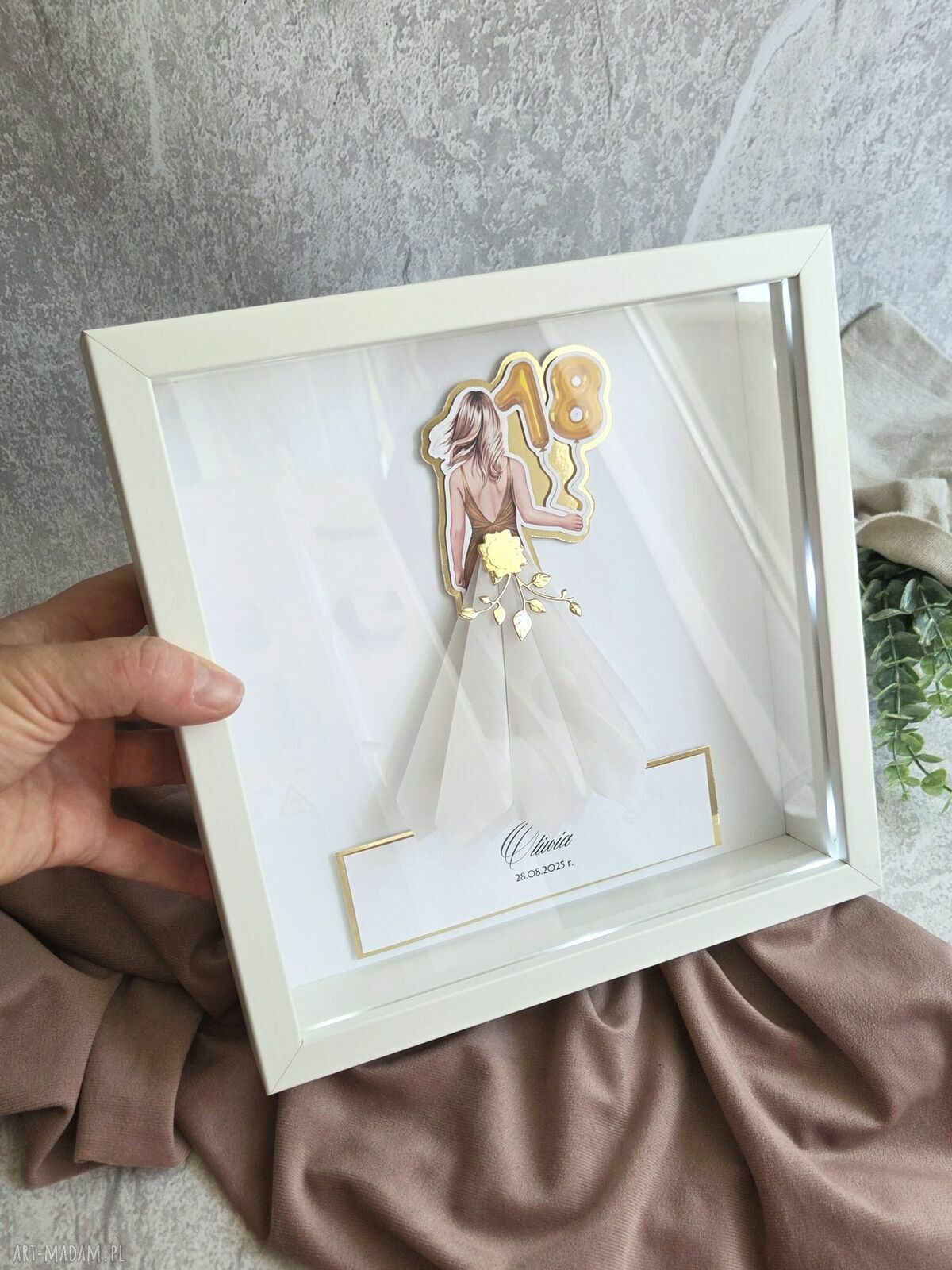 Ramka 3D na 18 - personalizowany prezent na osiemnastkę z miejscem na banknoty