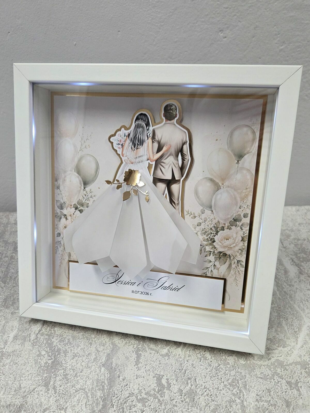 Personalizowana ramka ślubna 3D z miejscem na gotówkę