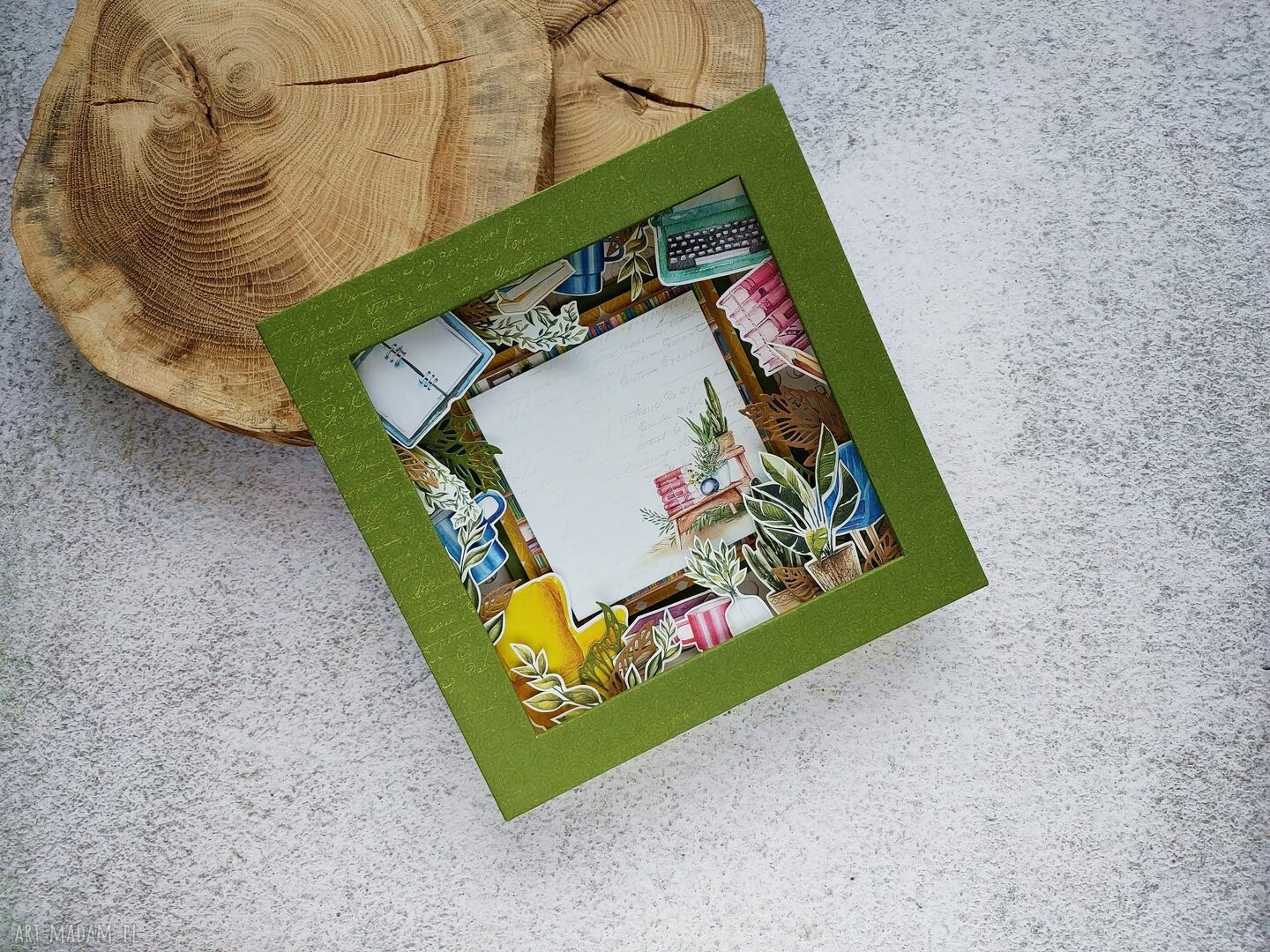 Ramka Shadowbox #1 - przestrzenna ramka 3D na zdjęcie 10x10 cm