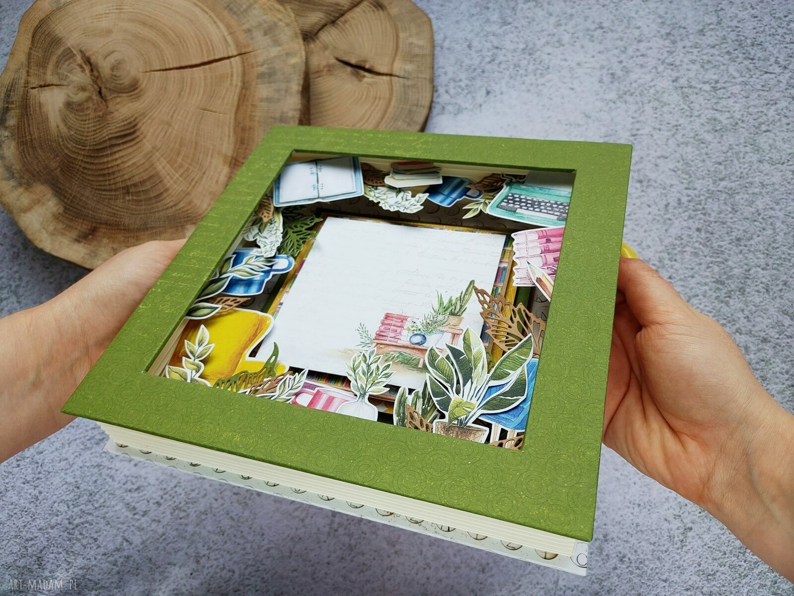 Ramka Shadowbox #1 - przestrzenna ramka 3D na zdjęcie 10x10 cm