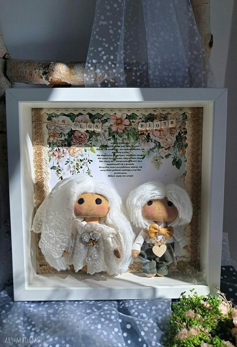 Ramka ślubna dla młodej pary (25x25 cm) - personalizowana pamiątka z parą młodych