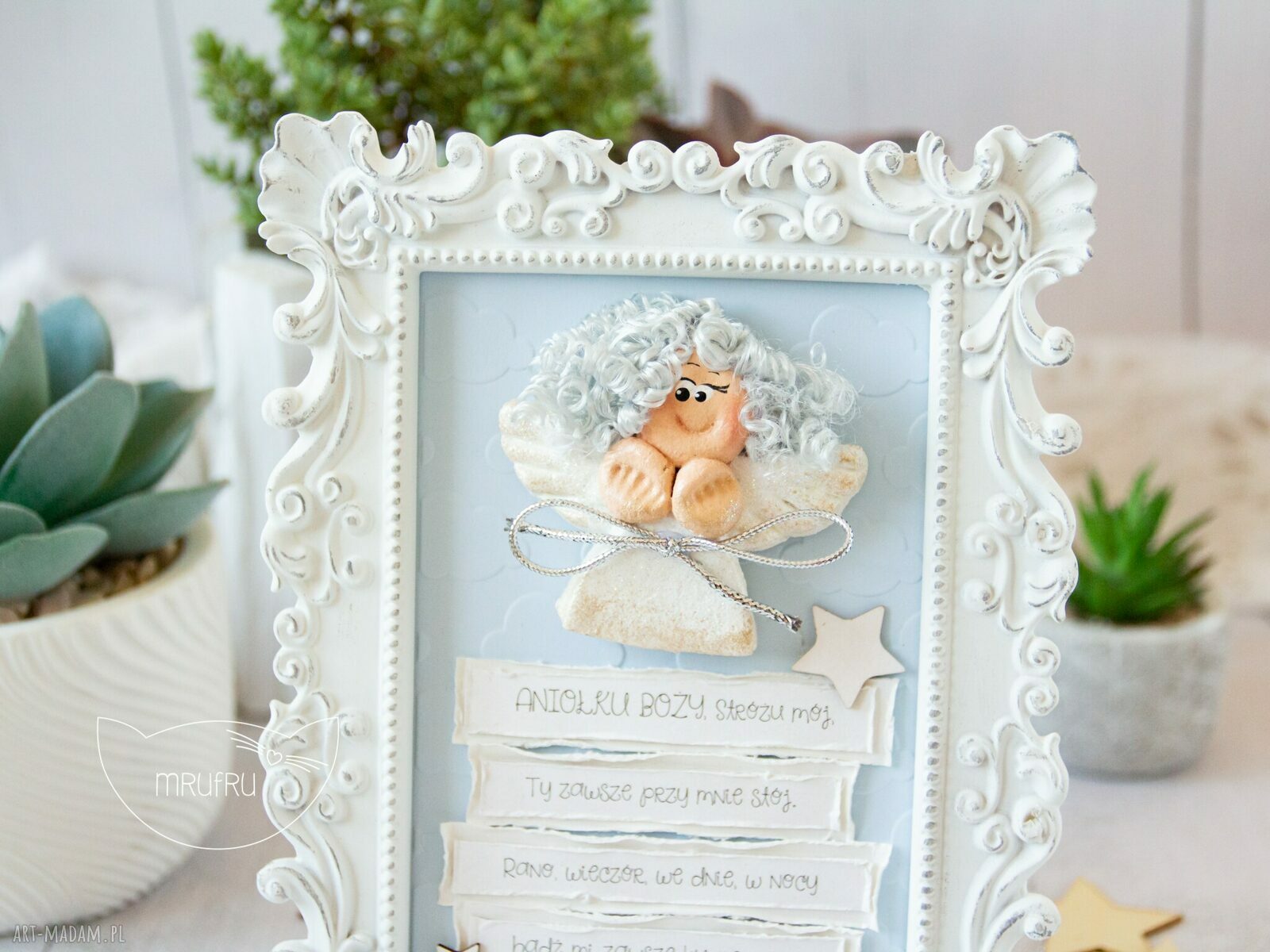 akcesoria: Ramka z Aniołkiem Stróżem, fragment modlitwy Aniele Boży. PAMIĄTKA NARODZIN