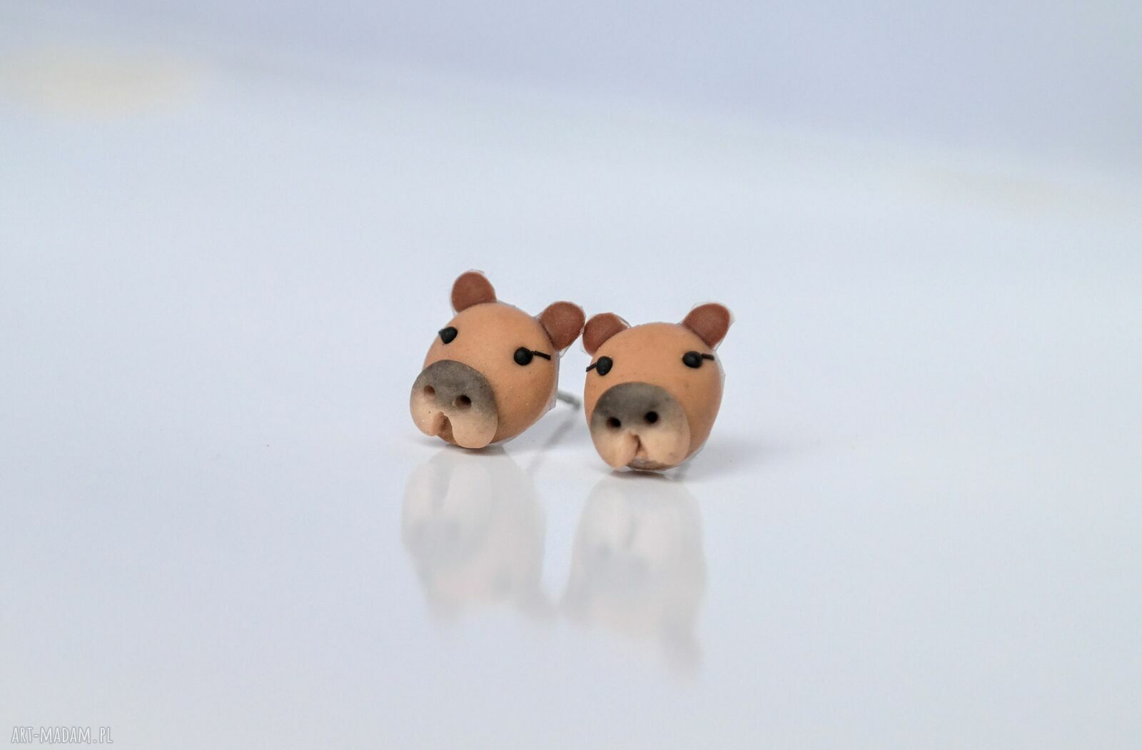 Realistyczne kolczyki kapibary 3D mini na sztyftach