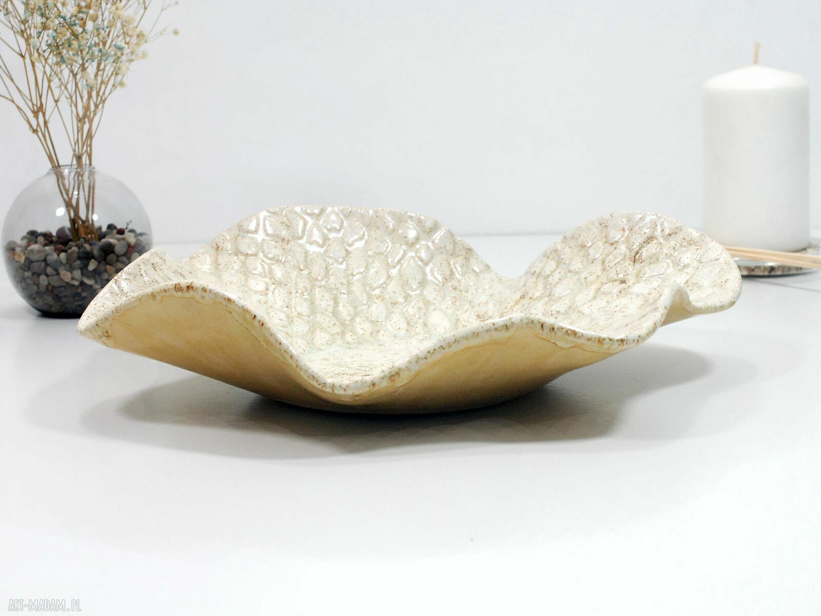 Duża misa ceramiczna na owoce - ręcznie formowana wabi-sabi