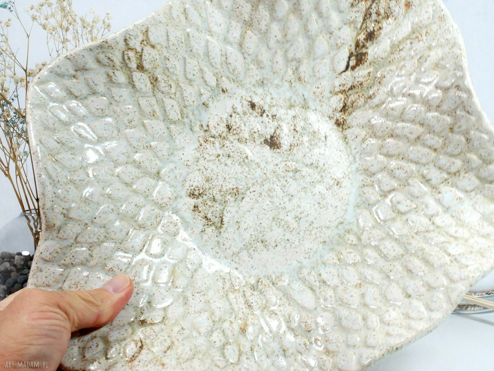 Duża misa ceramiczna na owoce - ręcznie formowana wabi-sabi