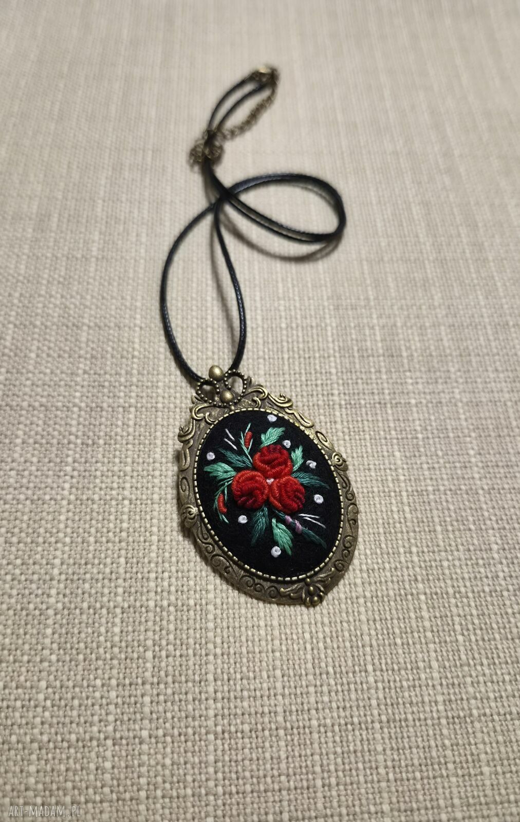 Ręcznie robiona broszka handmade