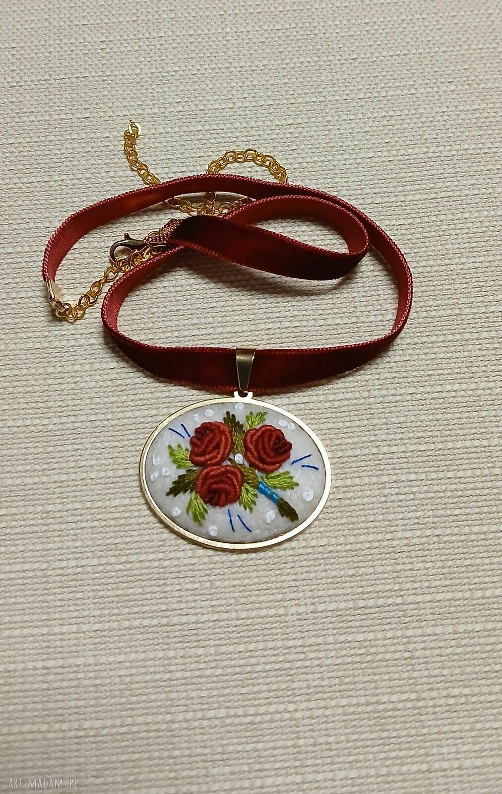 Ręcznie haftowany choker boho ze stali szlachetnej i haftu brazylijskiego
