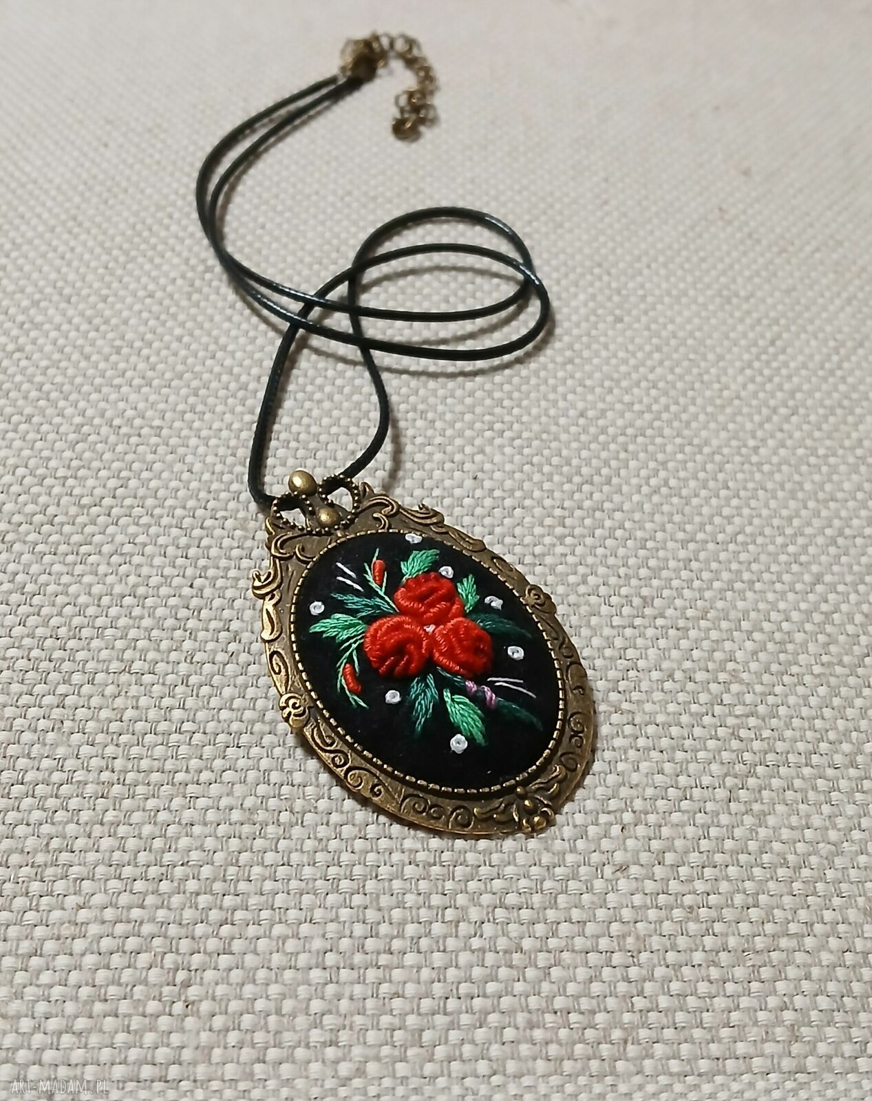 Ręcznie robiona broszka handmade