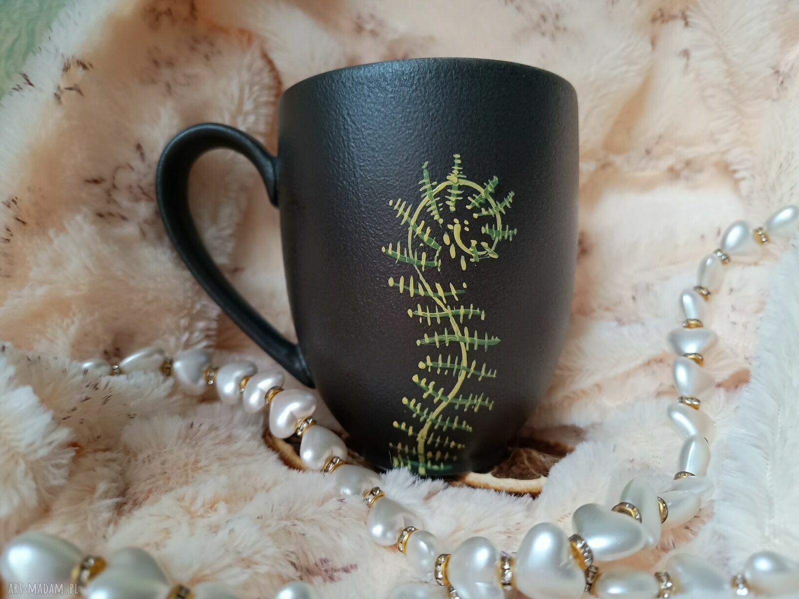 Ręcznie malowana sówka i runo leśne - kubek z porcelany 400 ml