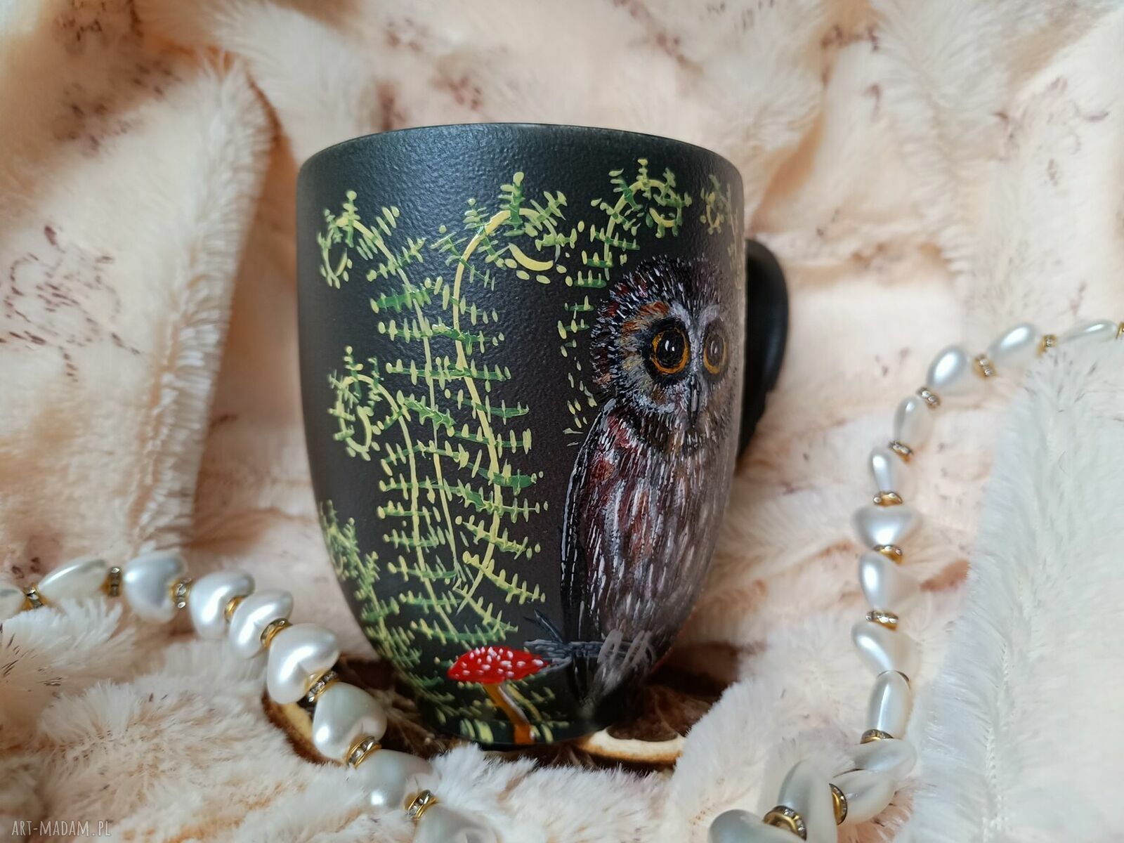 Ręcznie malowana sówka i runo leśne - kubek z porcelany 400 ml