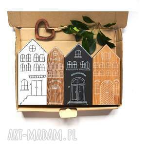 4 domki drewniane wooden love