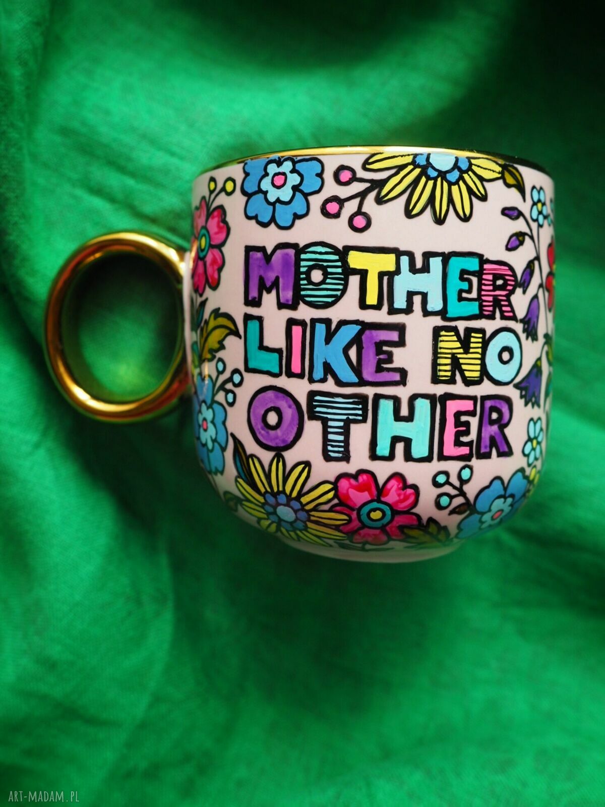 Kubek dla mamy z napisem "Mother like no other" - ręcznie malowana porcelana 380 ml