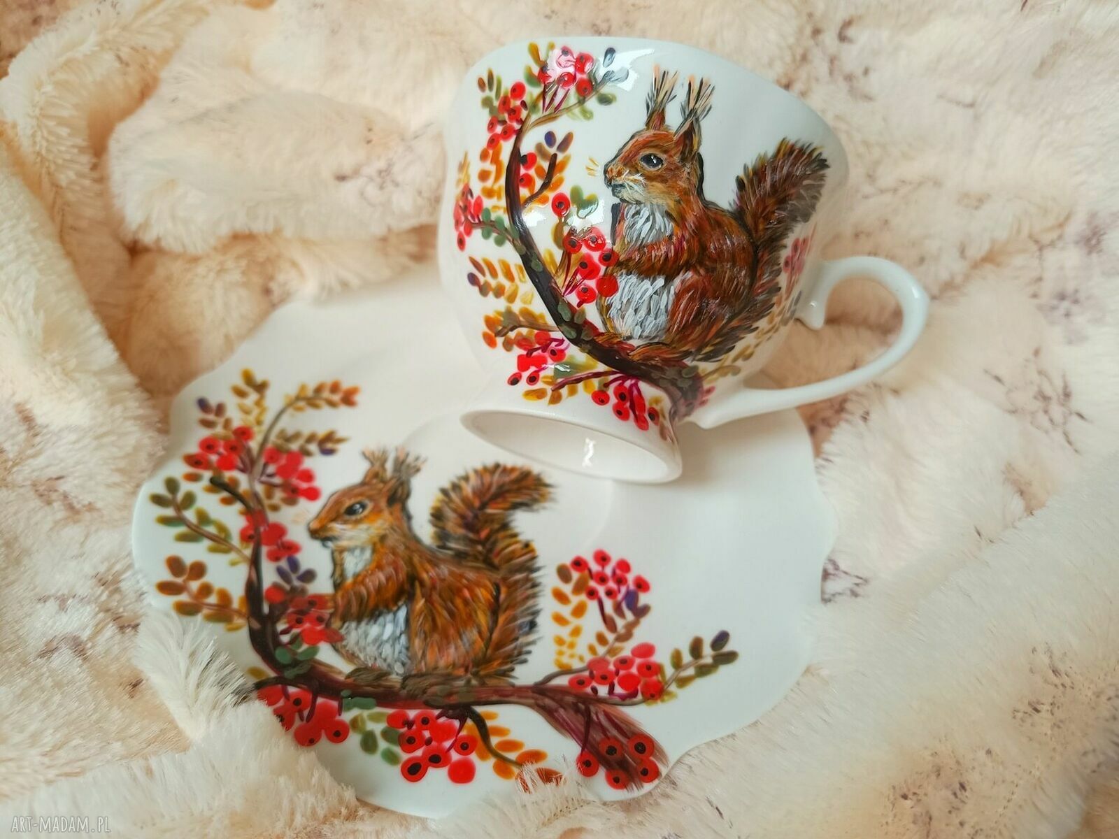 Komplet filiżanka z talerzykiem Wiewiórki - ręcznie malowana porcelana