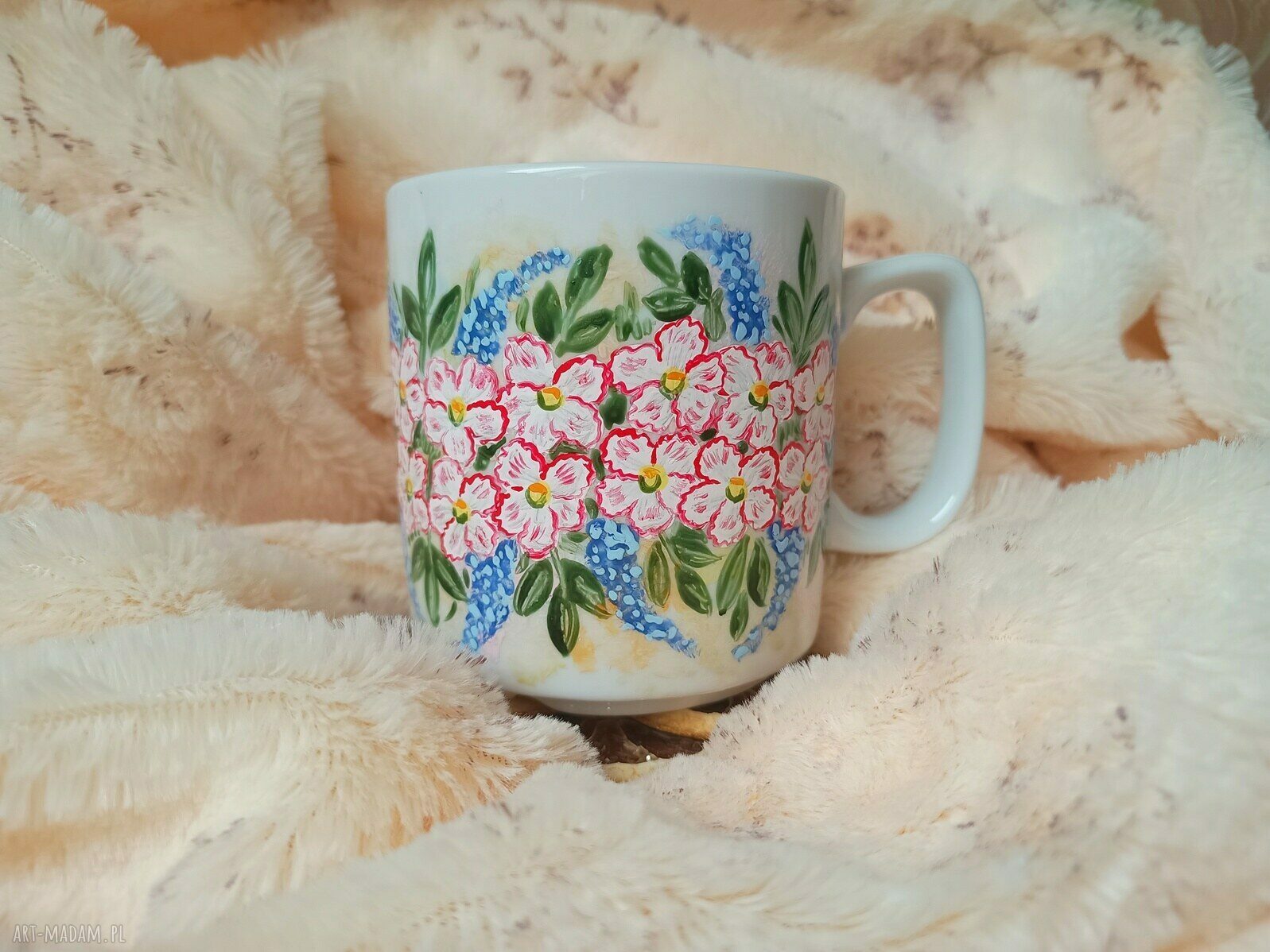 Ręcznie malowany kwiecisty kubek z porcelany 270 ml - Studio Paulla