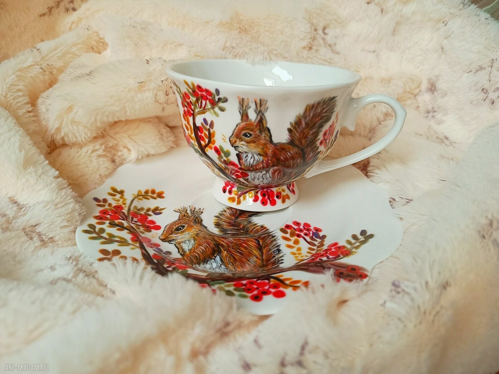 Komplet filiżanka z talerzykiem Wiewiórki - ręcznie malowana porcelana