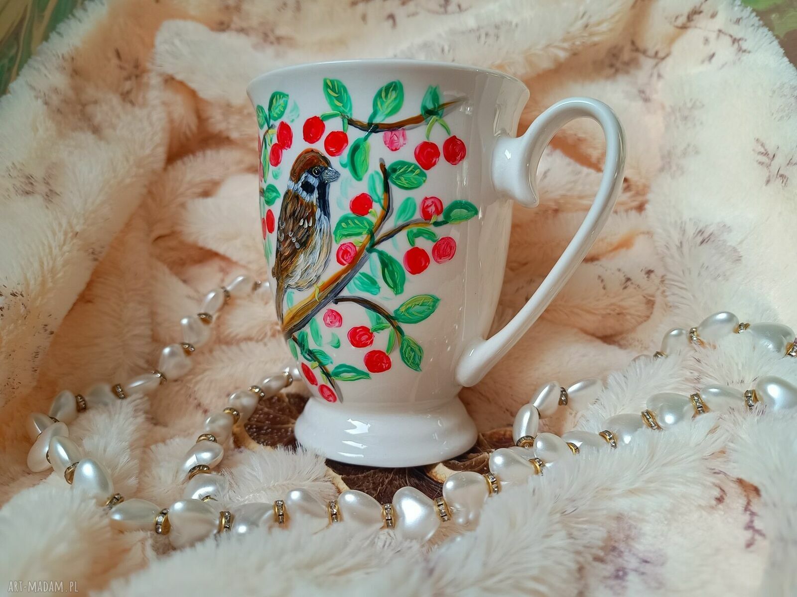 Kubek śniadaniowy z wiśniowym mazurkiem - ręcznie malowana porcelana