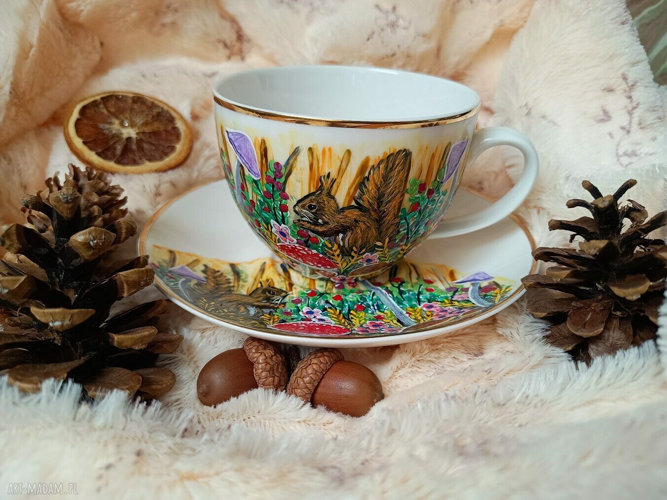 Komplet z leśnymi wiewiórkami 200 ml - ręcznie malowana porcelana