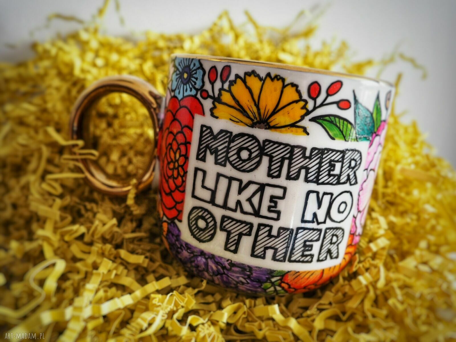 Ręcznie malowany kubek dla mamy MOTHER z napisem „Mother like no other”