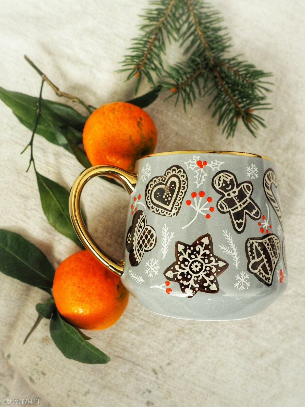 Ręcznie malowany świąteczny kubek porcelanowy PIERNIK 460 ml