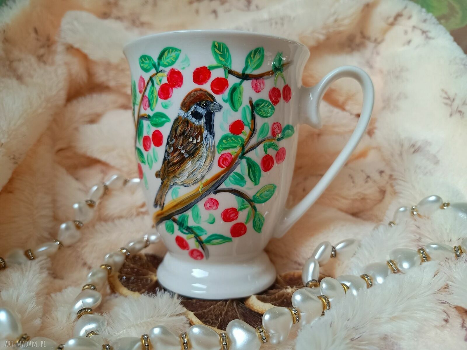 Kubek śniadaniowy z wiśniowym mazurkiem - ręcznie malowana porcelana