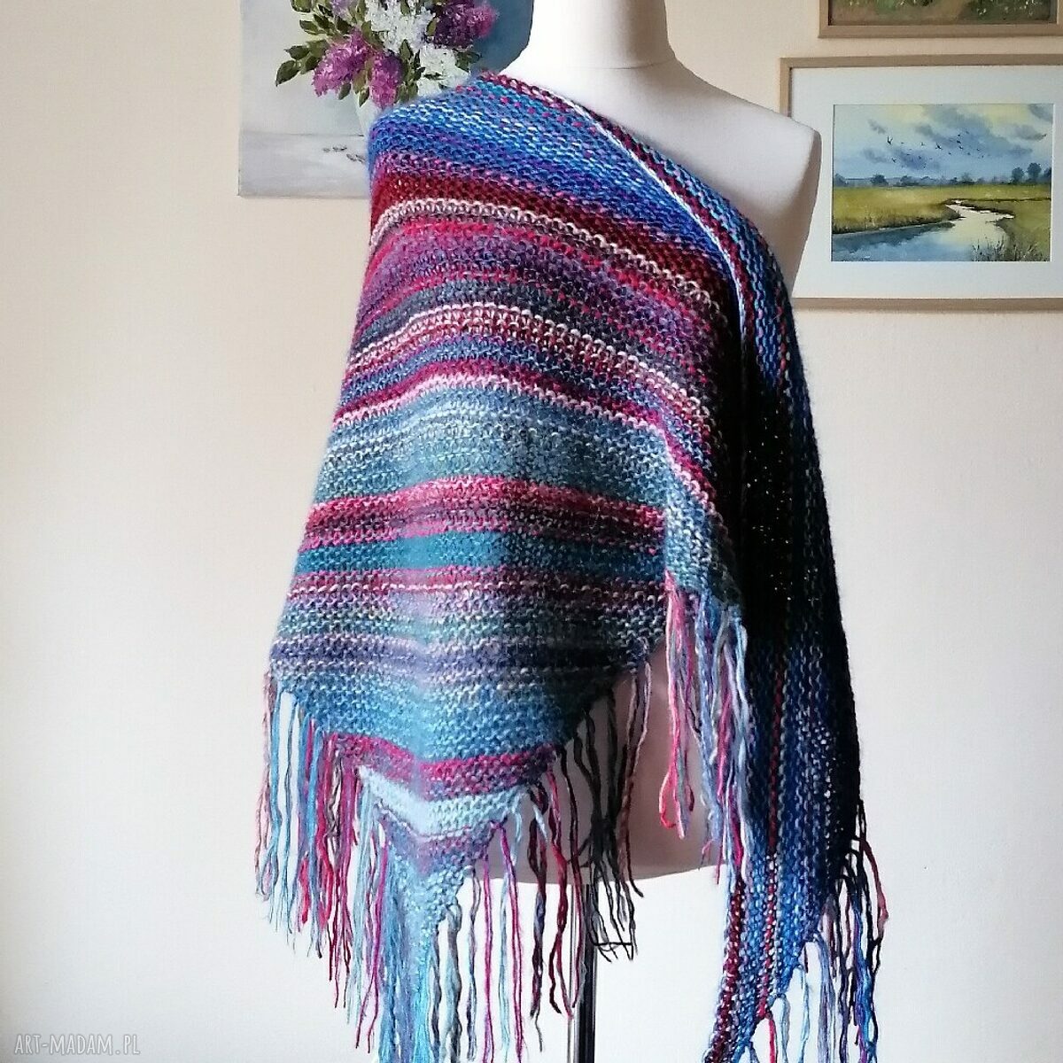 Chusta boho z granatem - duża, miła i ciepła, ręcznie na drutach
