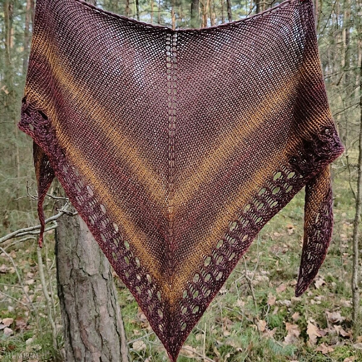 Chusta na drutach z bursztynem - 100% merino extrafine