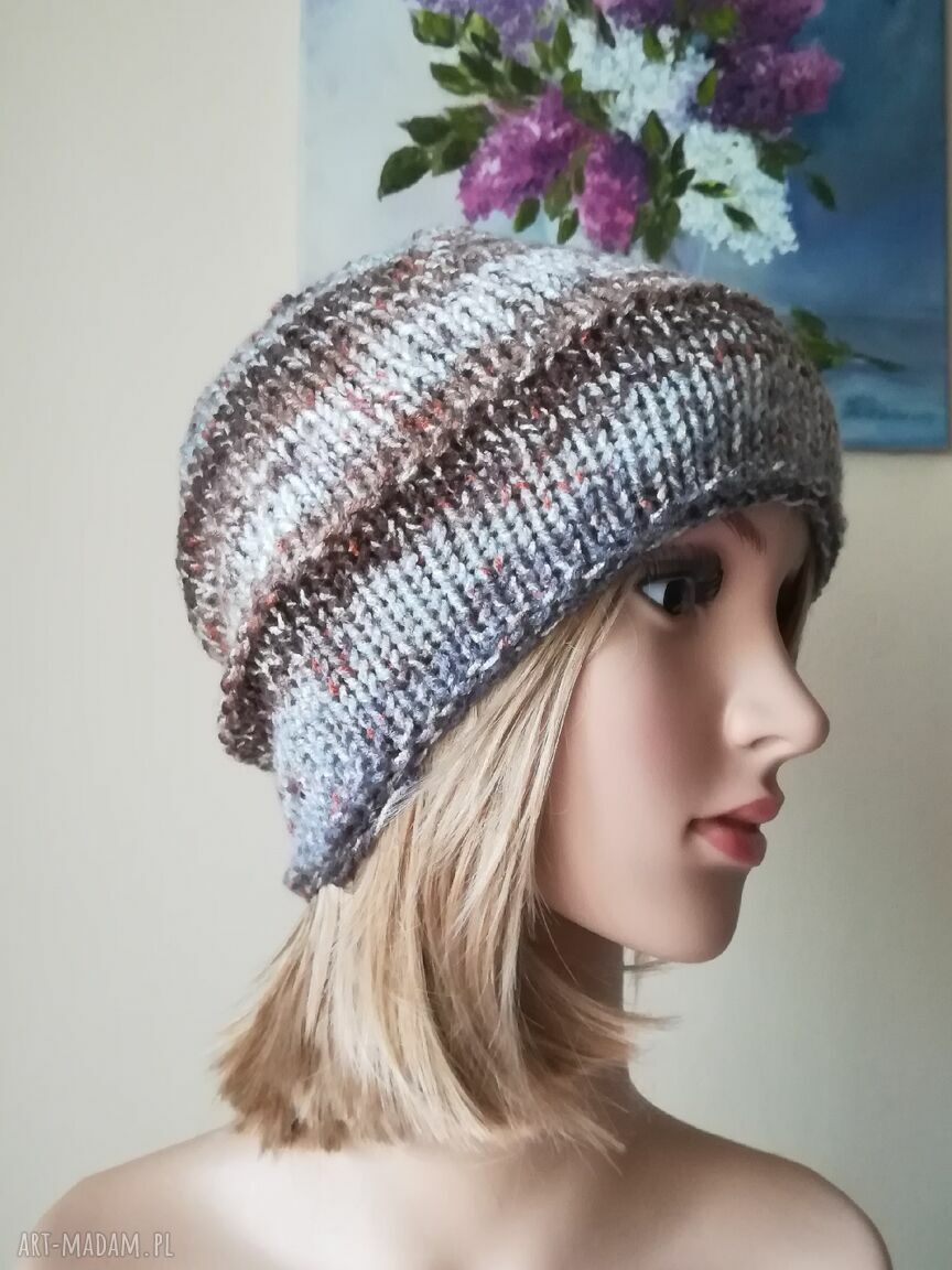 Ręcznie robiona czapka bezszwowa Karmel z pieprzem (akryl) - na zimę