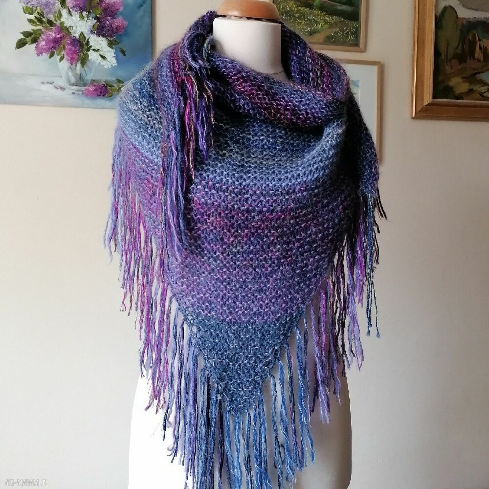 Chusta boho Lilak - ręcznie dziergana, puchata i szlachetna z merino oraz kaszmirem