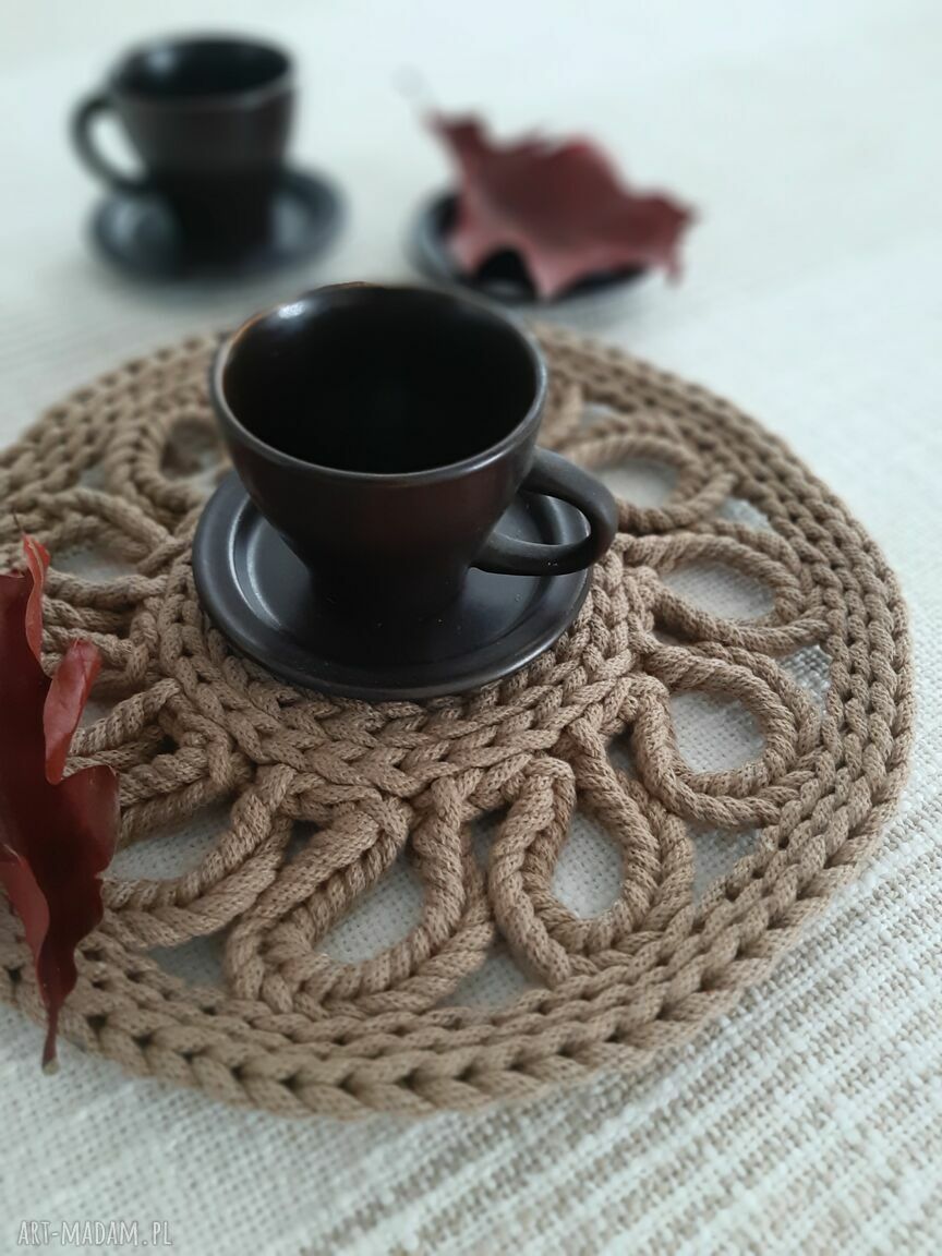 Podkładki ręcznie plecione ze sznurka bawełnianego - 24 cm