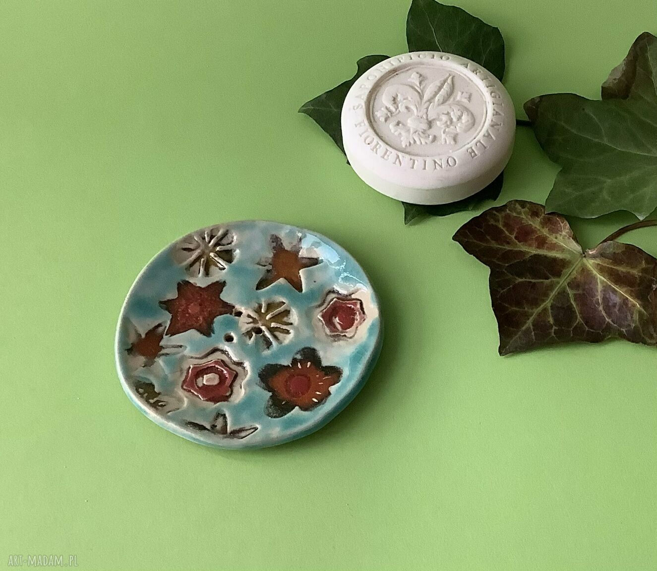 Ręcznie robiona mydelniczka „Wzory” - ceramiczna do łazienki