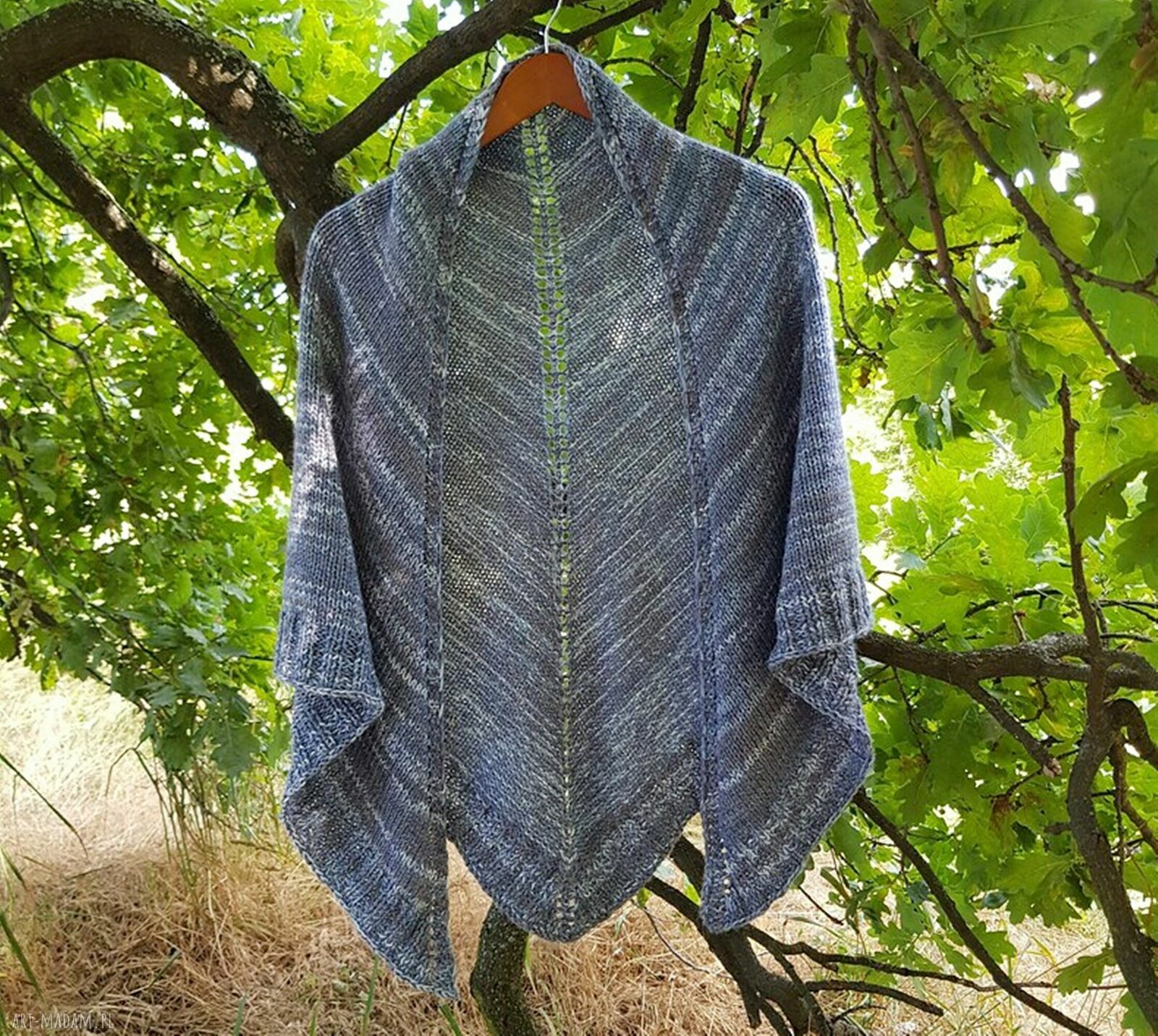 Ręcznie robiona trójkątna chusta z wełny merino - Blue Jeans