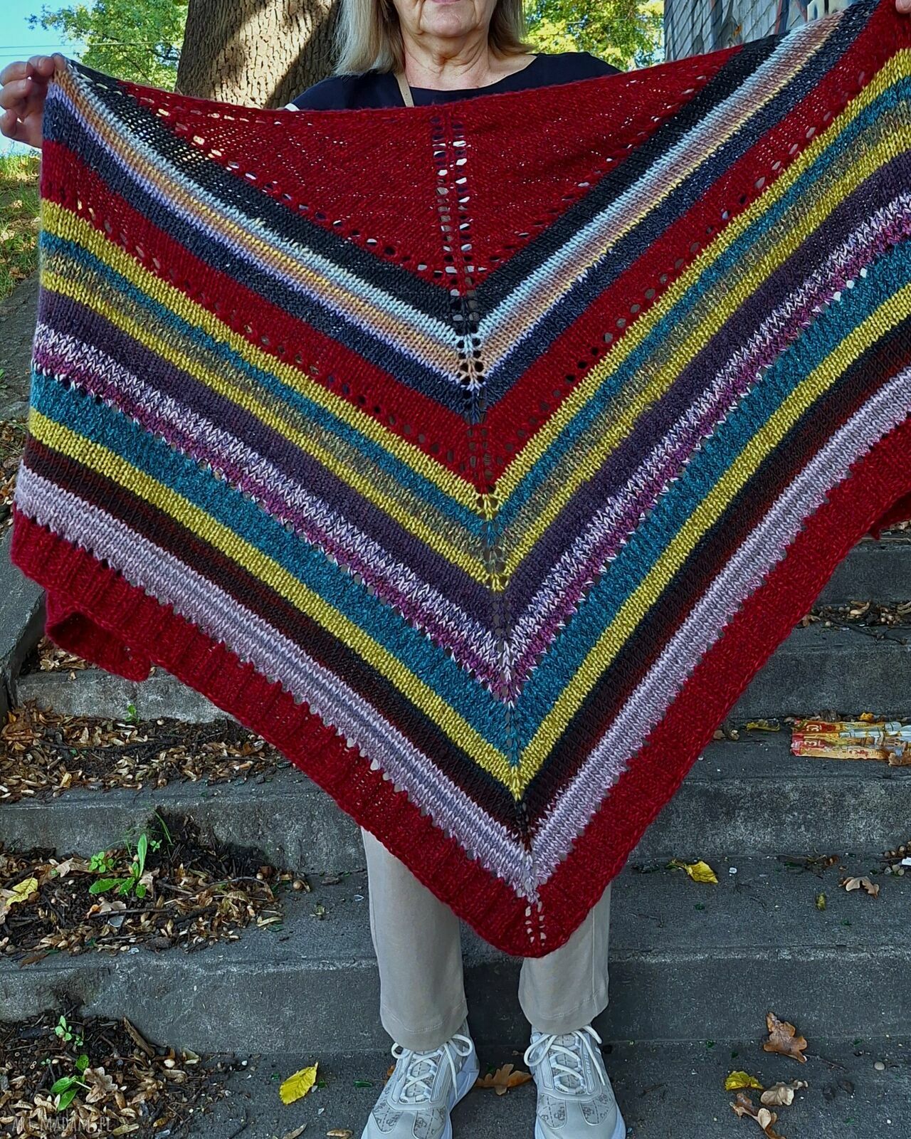 Kolorowa trójkątna chusta handmade z wełną merino