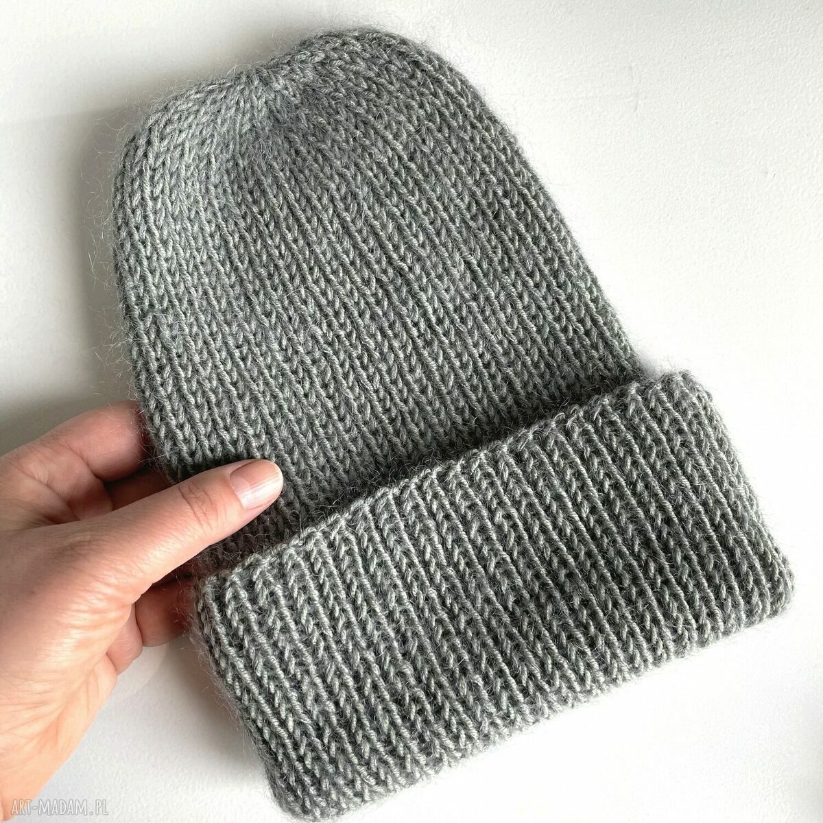 Wywijana czapka beanie AUREA z baby merino, moherem i jedwabiem - Zielona Szałwia