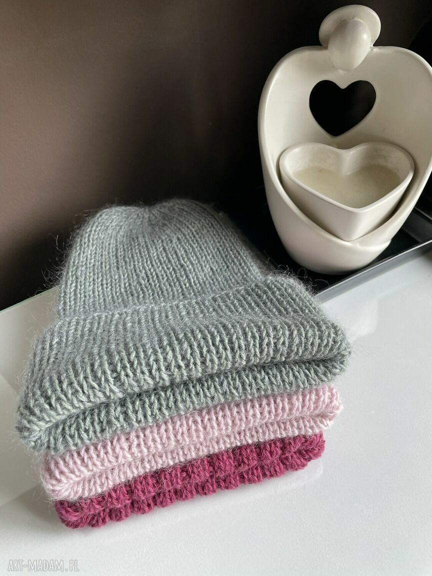 Wywijana czapka beanie AUREA z baby merino, moherem i jedwabiem - Zielona Szałwia