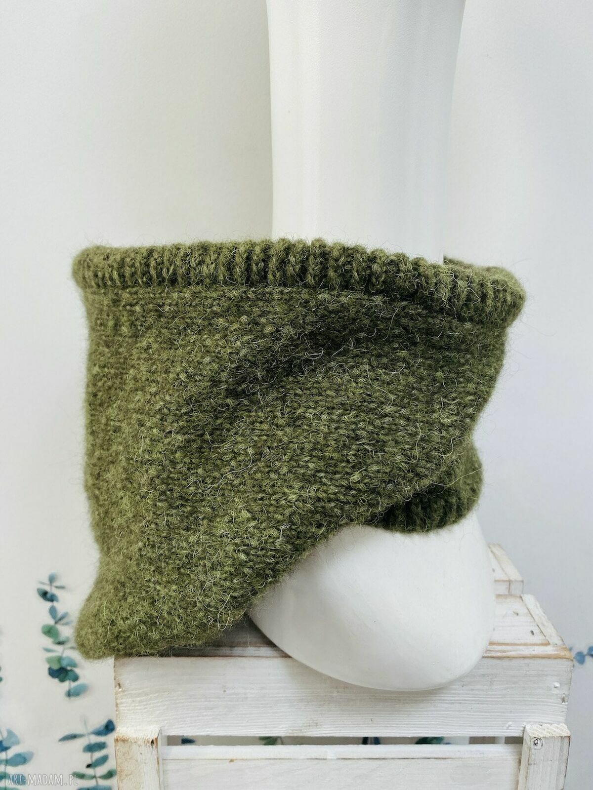 Ręcznie robiona czapka damska handmade