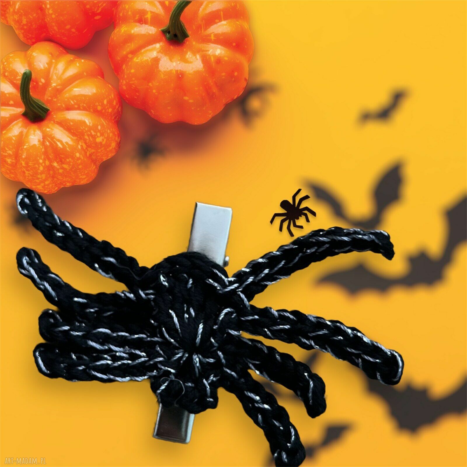 Ręcznie robiona spinka do włosów Pająk na Halloween - czarno-srebrna