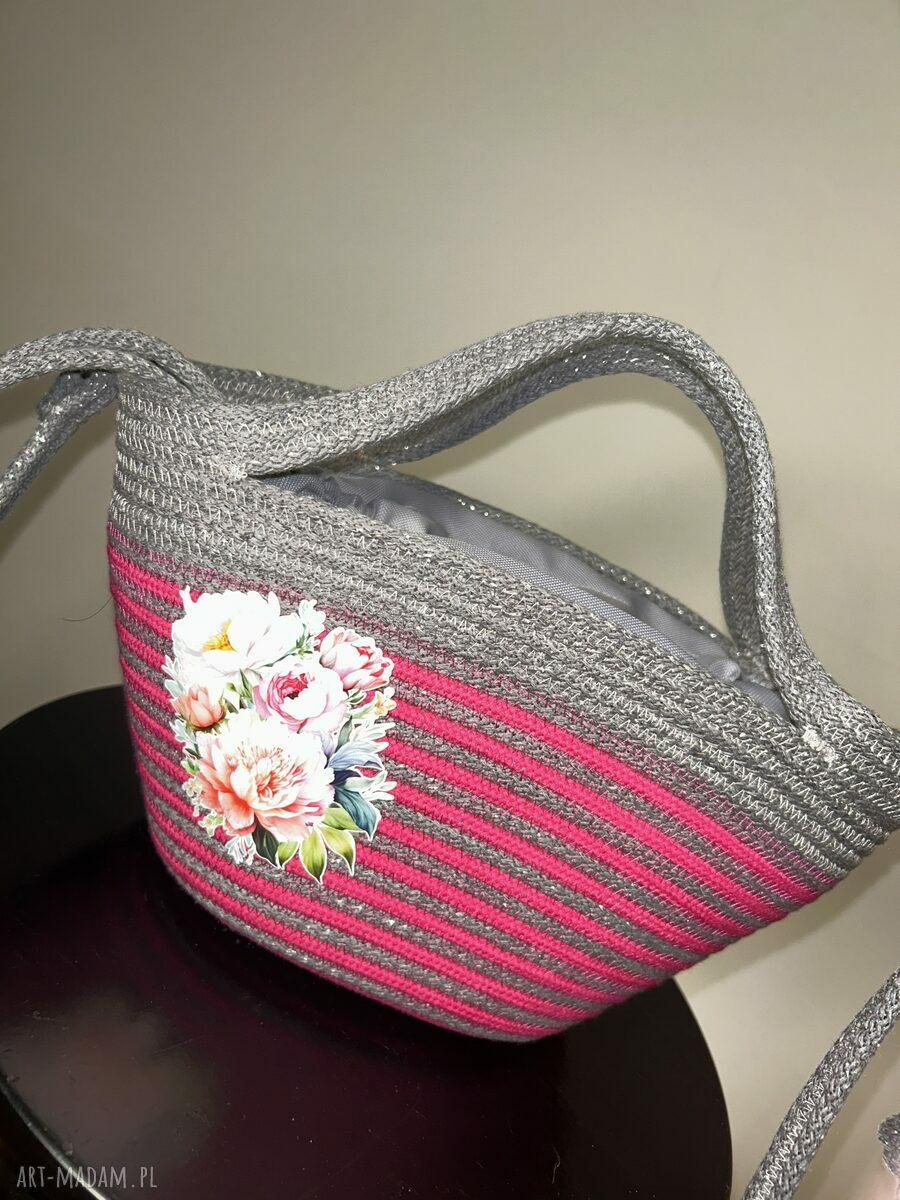 Ręcznie robiona mini torebka z motywem kwiatowym - fuksja i szarość