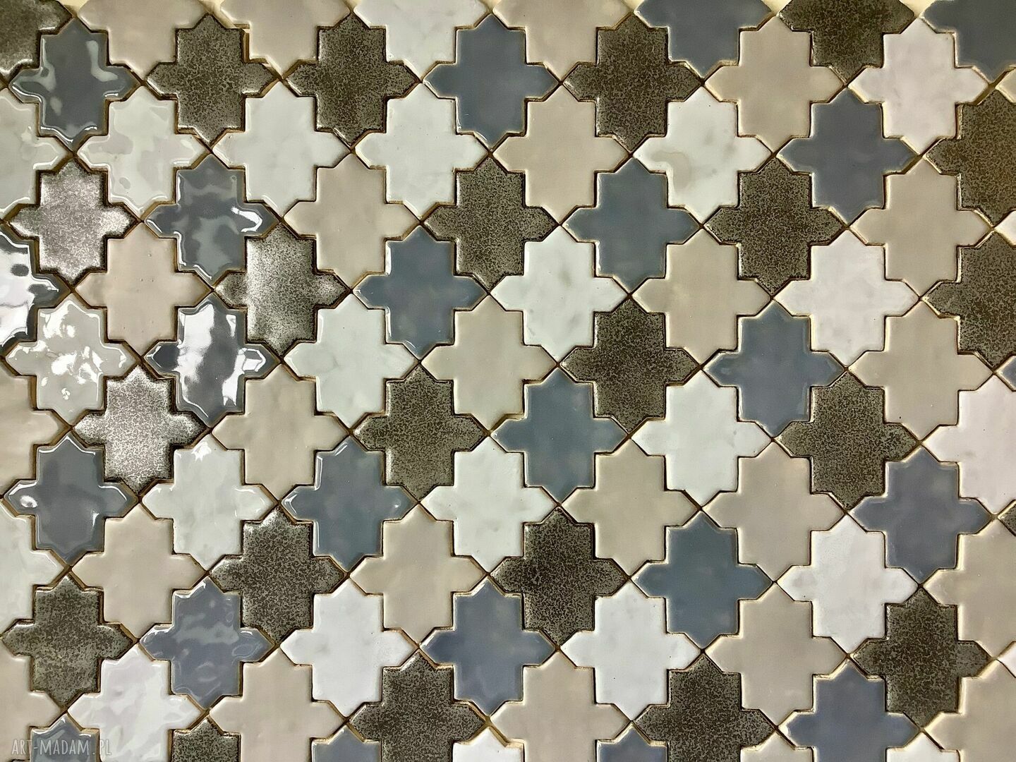 Ręcznie robione kafelki „Marocco” - dekory ceramiczne do panelu ściennego