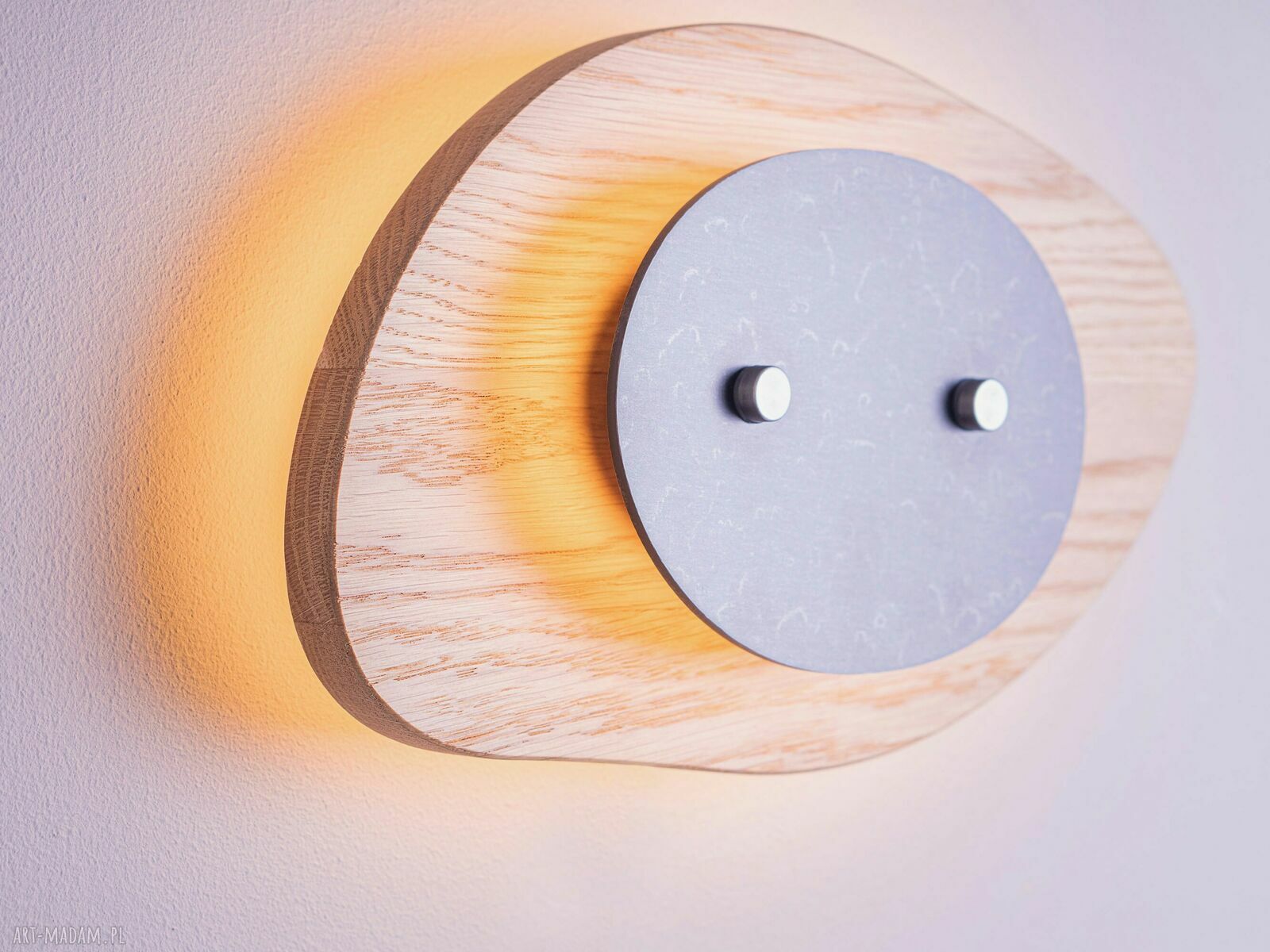 Kinkiet ścienny LUNA z dębu i lakierowanej stali - ręcznie wykonany LED 12V