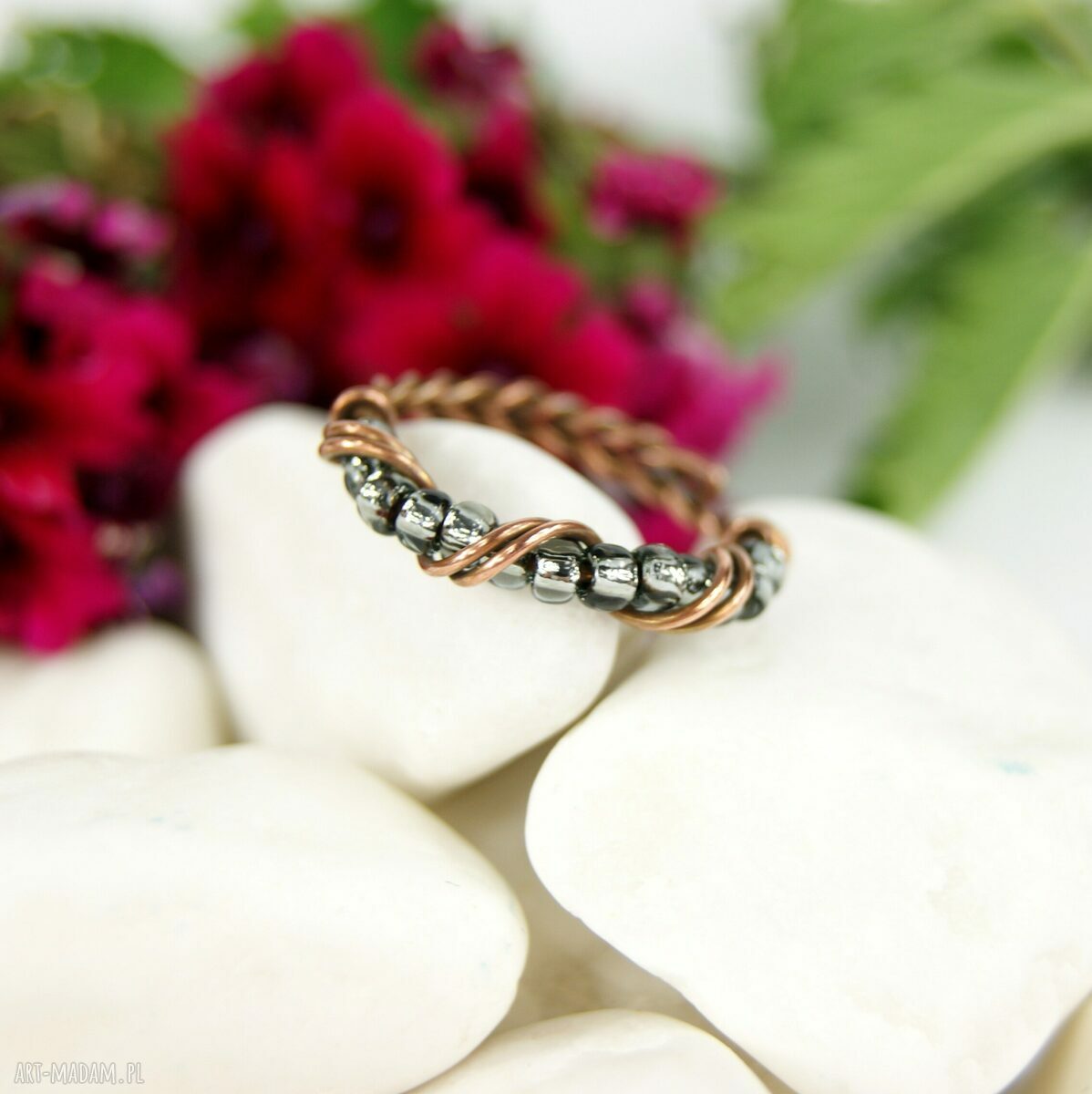 Regulowany pierścionek z Toho - miedziany wire wrapping (delikatny)
