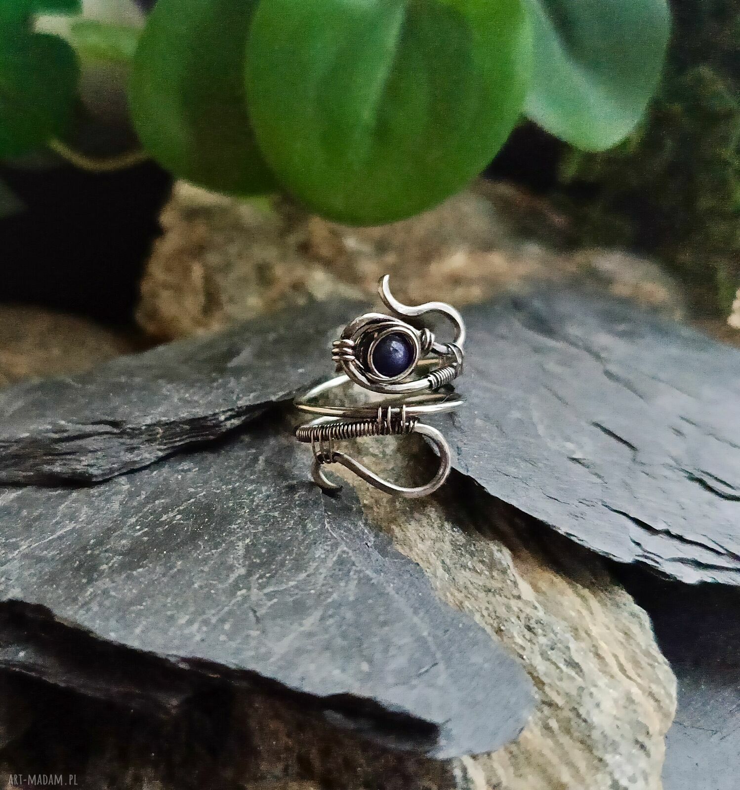 Regulowany pierścionek z Lapis Lazuli ze stali chirurgicznej - wire wrapping