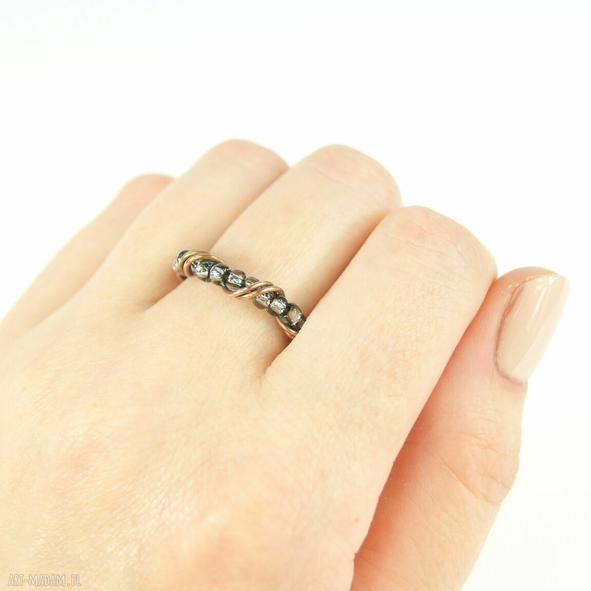 Regulowany pierścionek z Toho - miedziany wire wrapping (delikatny)