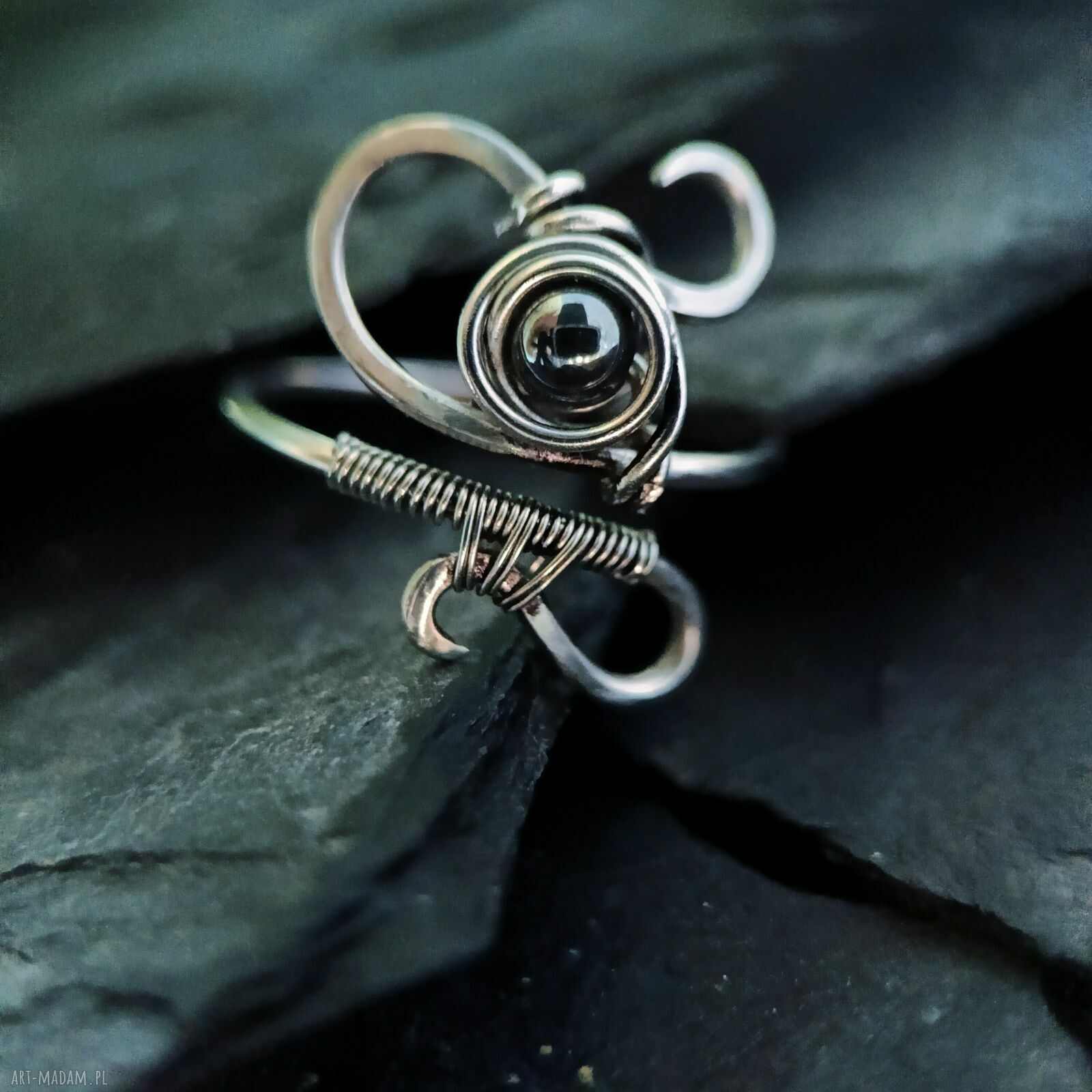 Regulowany pierścionek z hematytem ze stali chirurgicznej - wire wrapping fantasy