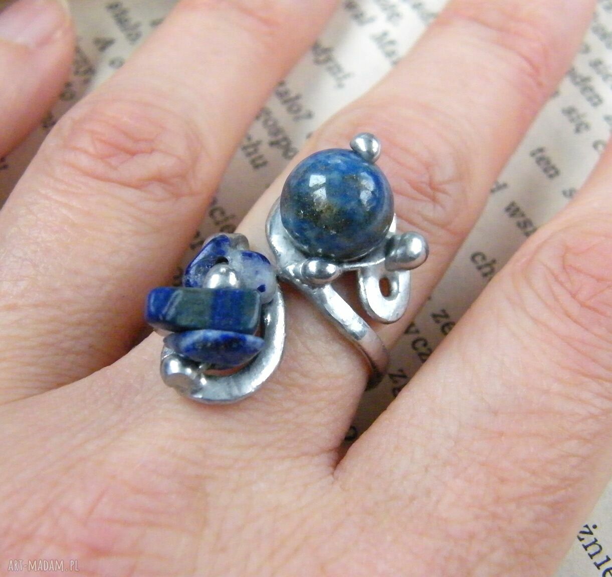 Regulowany pierścionek z lapis lazuli amulet ochronny