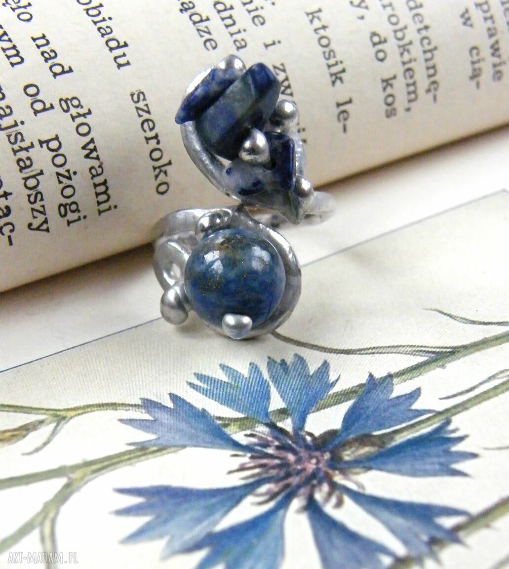Regulowany pierścionek z lapis lazuli - amulet ochronny