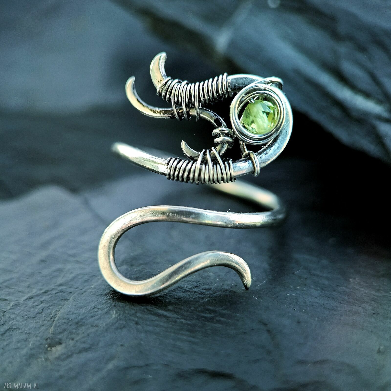 Regulowany pierścionek ze szmaragdem - stal chirurgiczna 316L wire wrapping