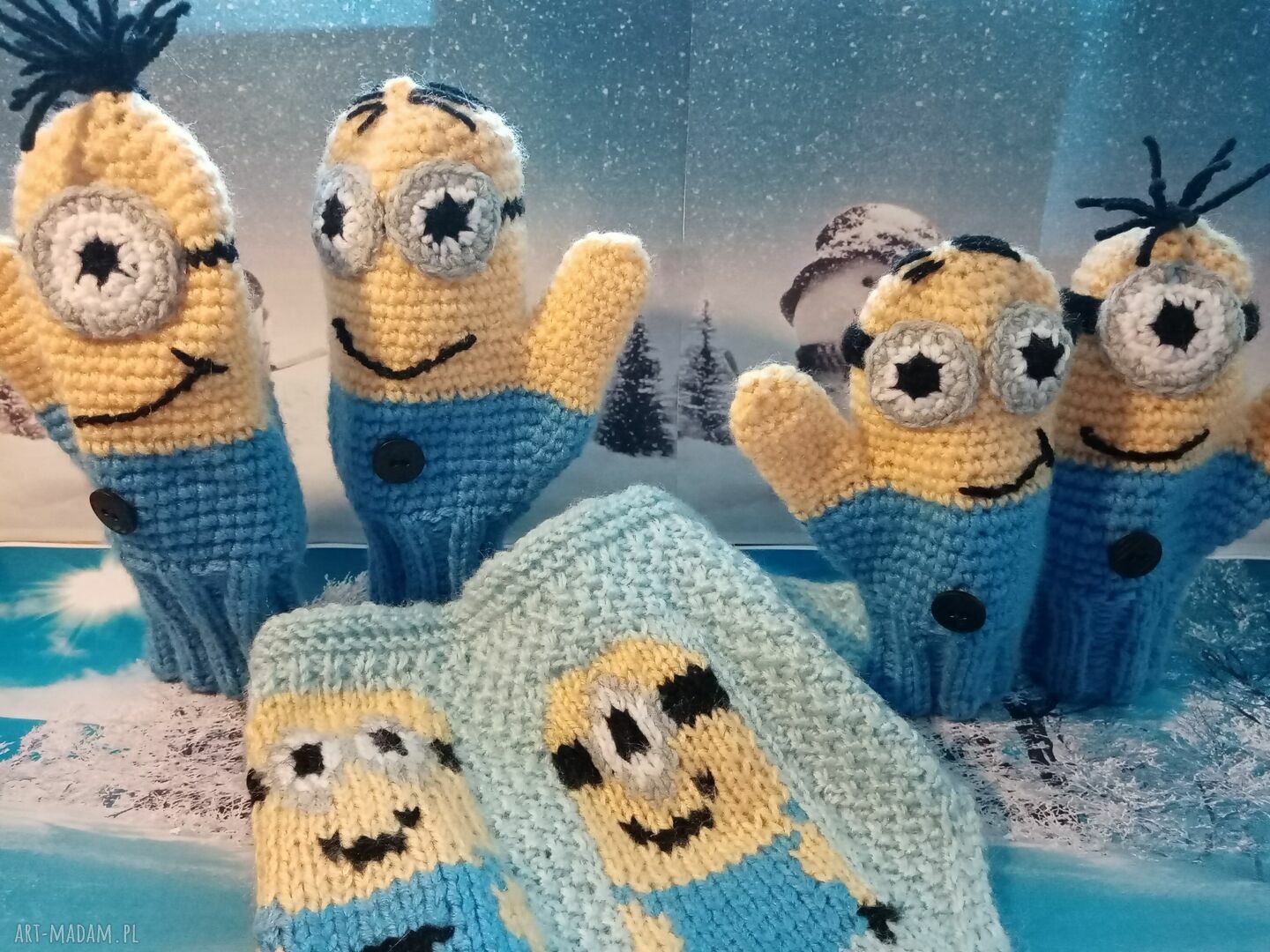 Rękawiczki dziecięce Minionki - ciepłe i miękkie, szydełkowane na zimę