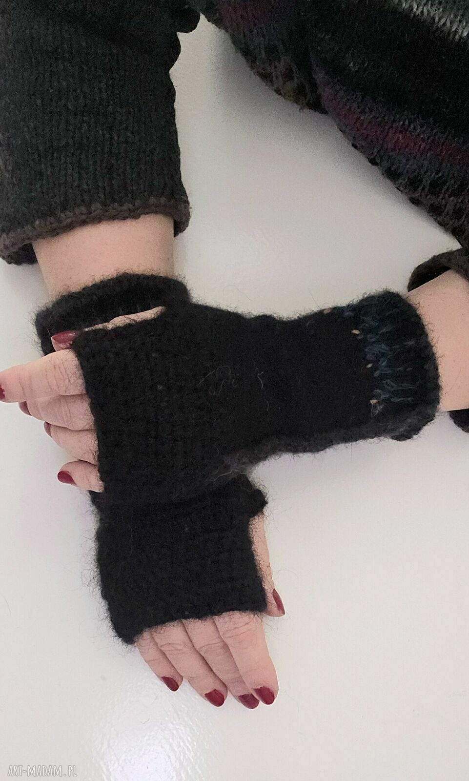 Mitenki szydełkowe The Wool Art - ciepłe i stylowe na chłodne dni