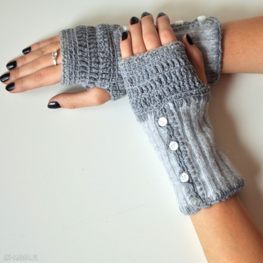 Rękawiczki mitenki szare dodatki ubioru nieodłączna część the